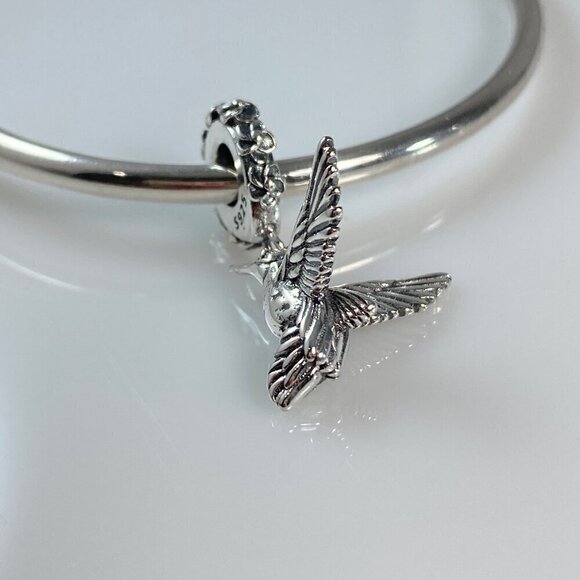 Hummingbird Dangle Charm - Picture 3 of 8